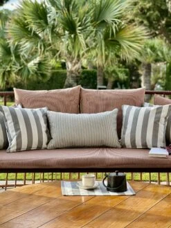 Narrow Stripe Kissen 40x65 Cm, Grau -Gartenmöbel Geschäft diyti narrow stripe cushion 40x65 cm 1