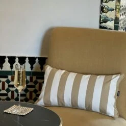 Wide Stripe Kissen 25x45 Cm, Beige 5 Wide Stripe Kissen 25x45 Cm, Beige -Gartenmöbel Geschäft diyti wide stripe cushion 25x45 cm 8