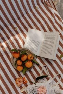 Stripe Pear Badetuch, 70x140 Cm -Gartenmöbel Geschäft garbo friends stripe pear 2