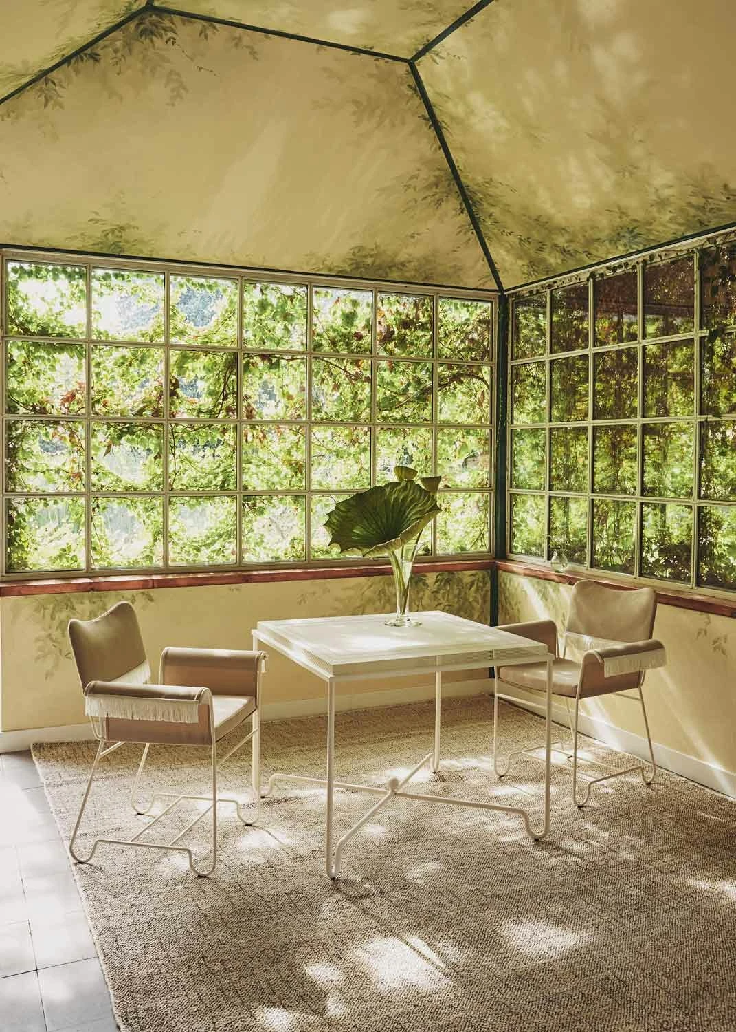 Gubi Tropique Esstisch 90x90 Cm, Weiß 5 Gubi Tropique Esstisch 90x90 Cm, Weiß – Bild 5