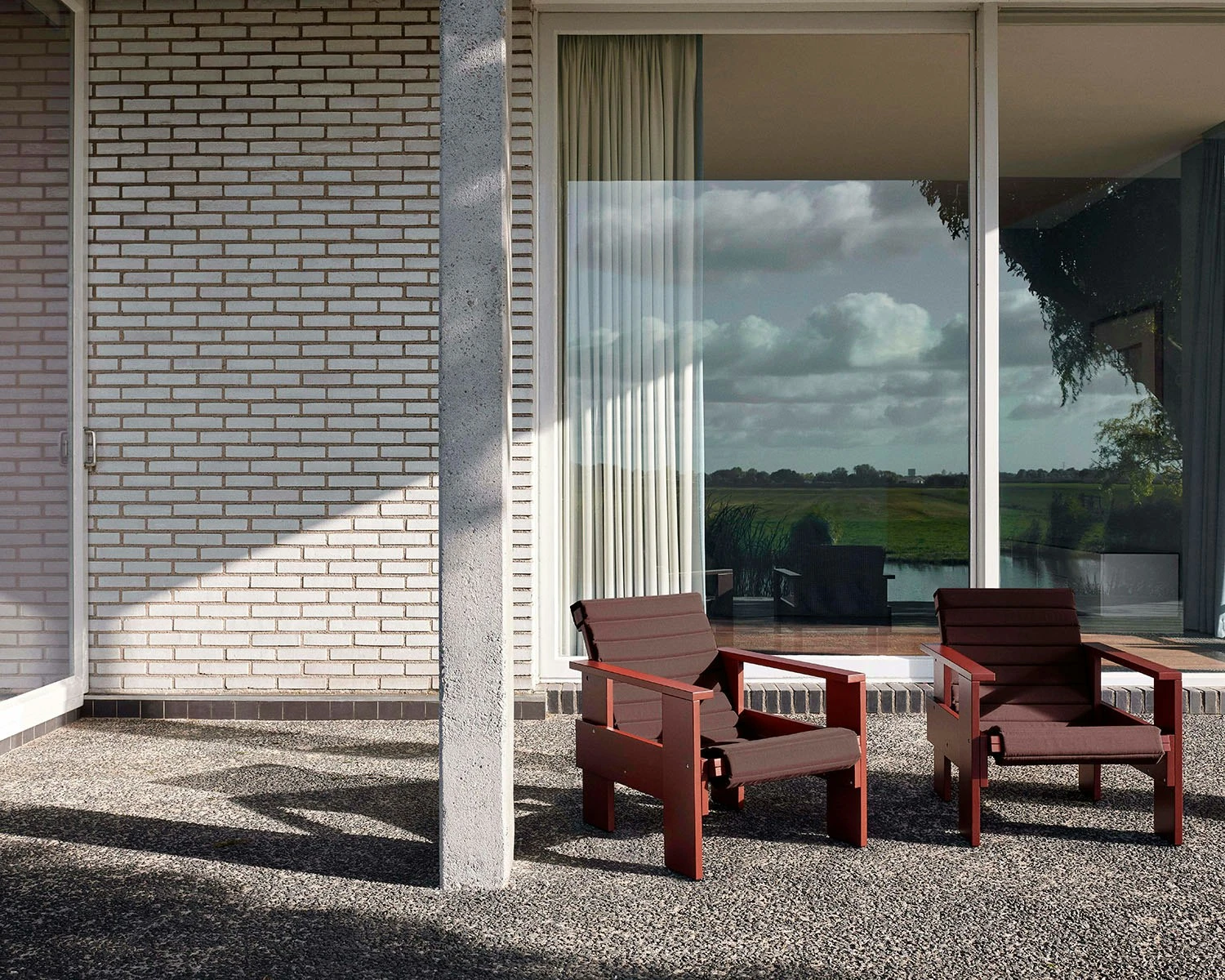 Hay Quilted Cushion Crate Lounge Chair- Sky Grey Loungesessel Iron Red 4 Hay Quilted Cushion Crate Lounge Chair- Sky Grey Loungesessel Iron Red – Bild 4