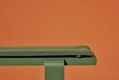 Hay Weekday Sitzkissen 32x190 Cm, Olive 7 Hay Weekday Sitzkissen 32x190 Cm, Olive -Gartenmöbel Geschäft hay seat cushion for weekday bench l111 olive 23