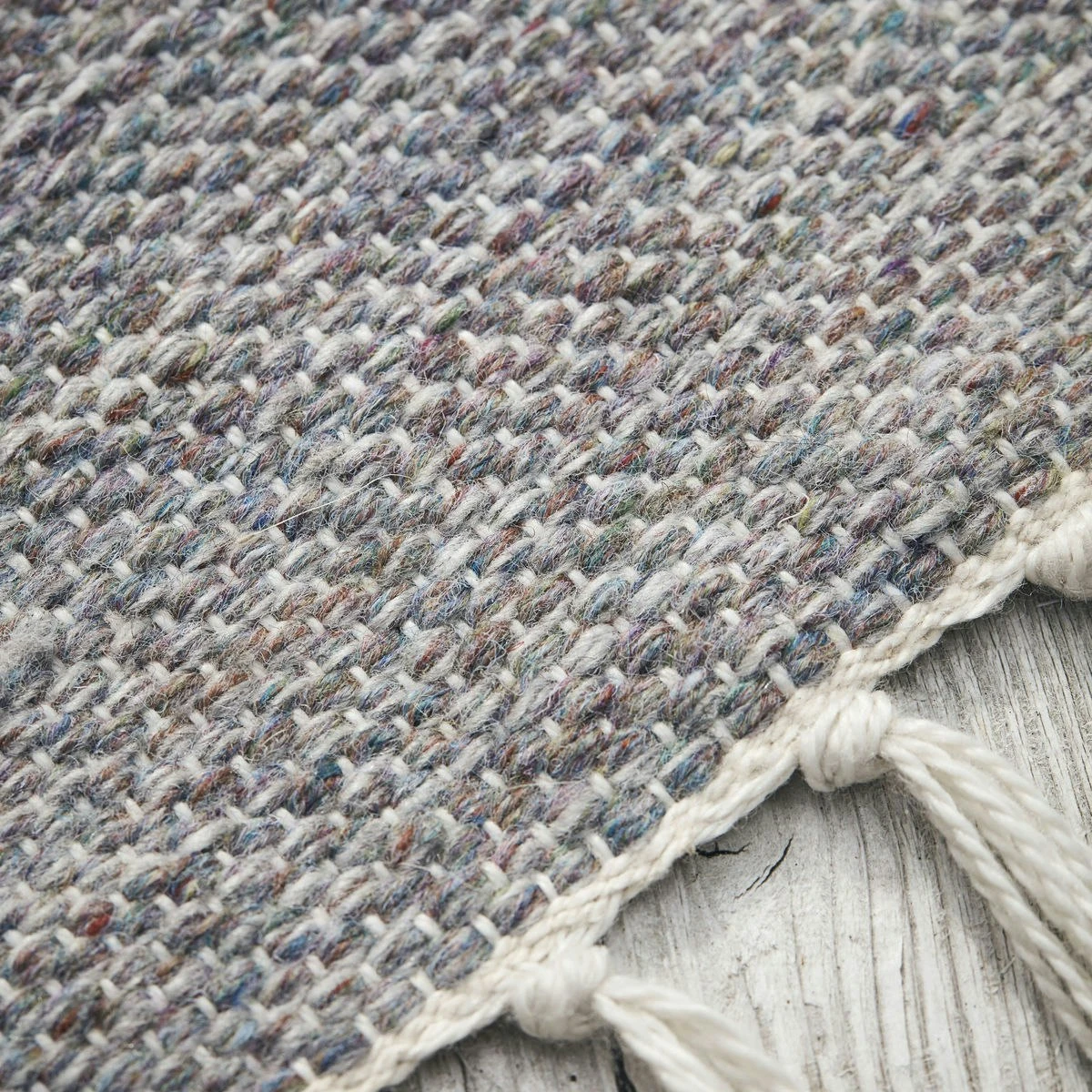 House Doctor Ciero Teppich Hellgrau, 85x130 Cm 5 House Doctor Ciero Teppich Hellgrau, 85x130 Cm – Bild 5