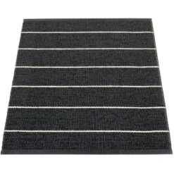 Carl Rug 70x90 Cm, Black/Charcoal
