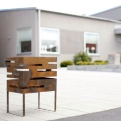 Röshults Urban 50 Fire Basket, Untreated Steel 9 Röshults Urban 50 Fire Basket, Untreated Steel -Gartenmöbel Geschäft roshults fire basket urban 2 1